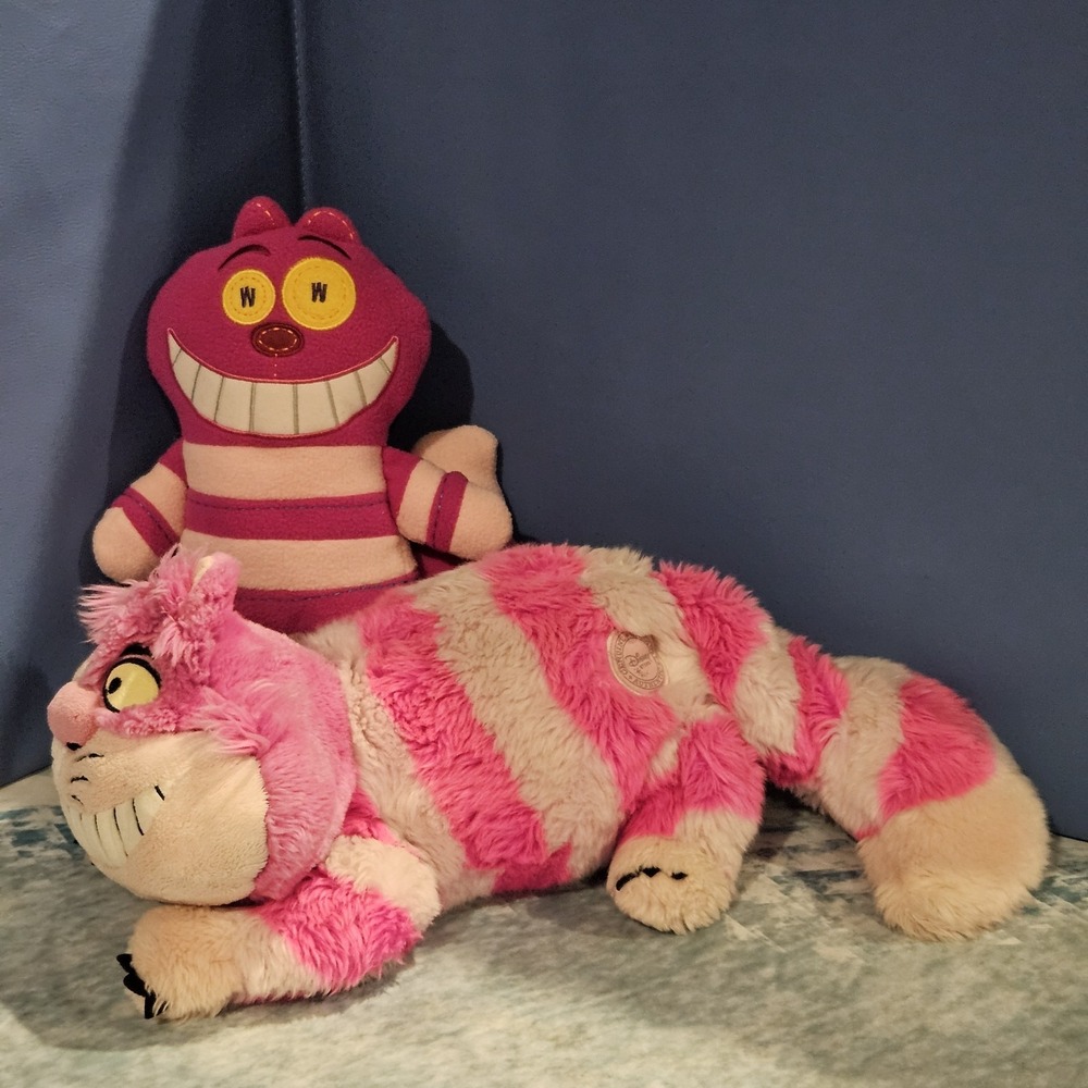 Disney Cheshire Cat Plush Bundle Alice in Wonderland Disney Store Disneyland 18"